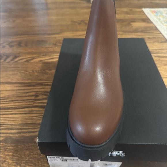 New in Box, Coach Reid Leather Bootie, Walnut, Size 9. - Picture 6 of 7